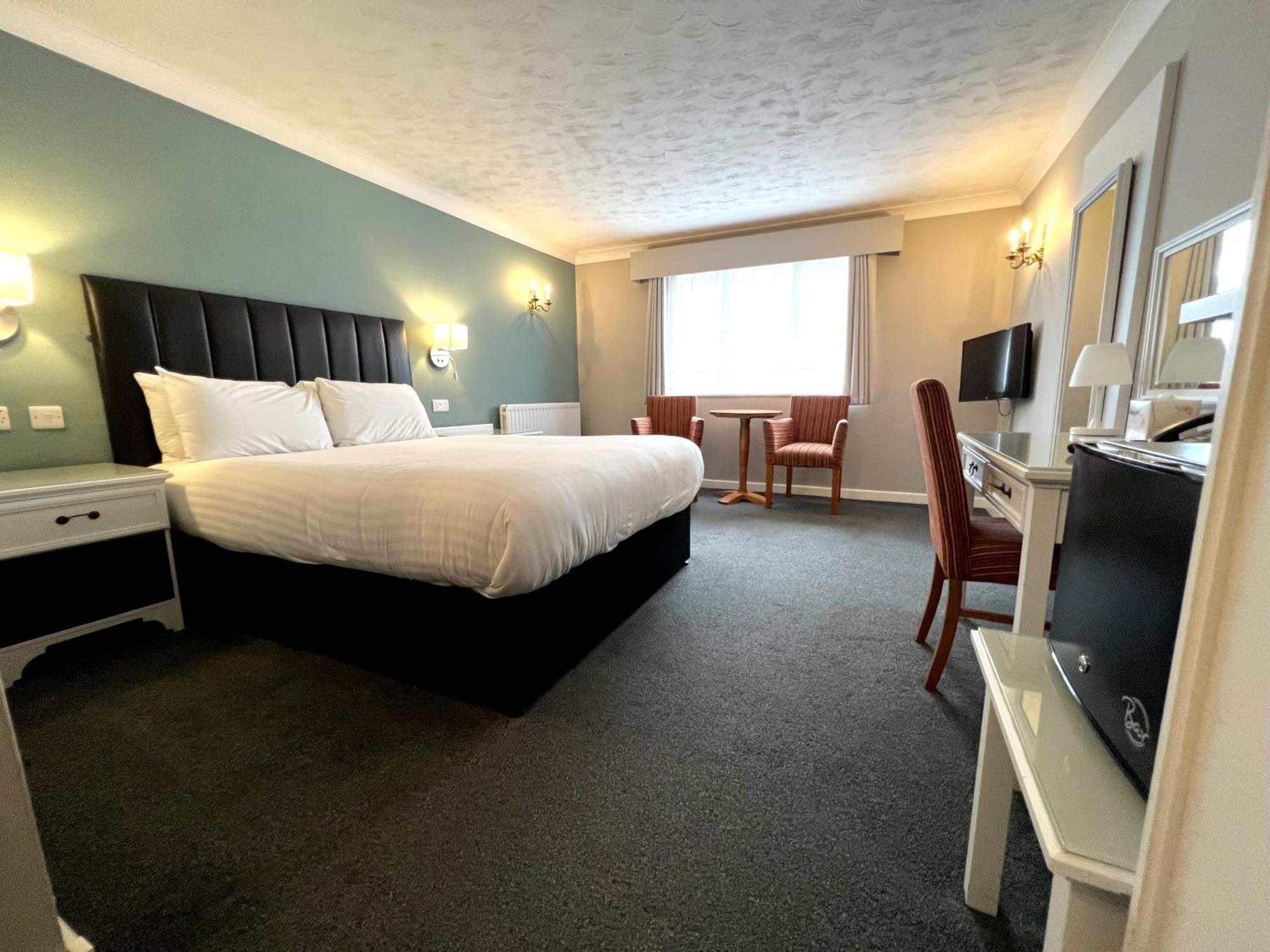 South Lawn Hotel Lymington Esterno foto